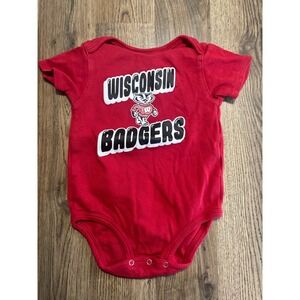 Gen2 Wisconsin Badgers Bodysuit Unisex 24M Red Toddler NCAA Collegiate Excellent